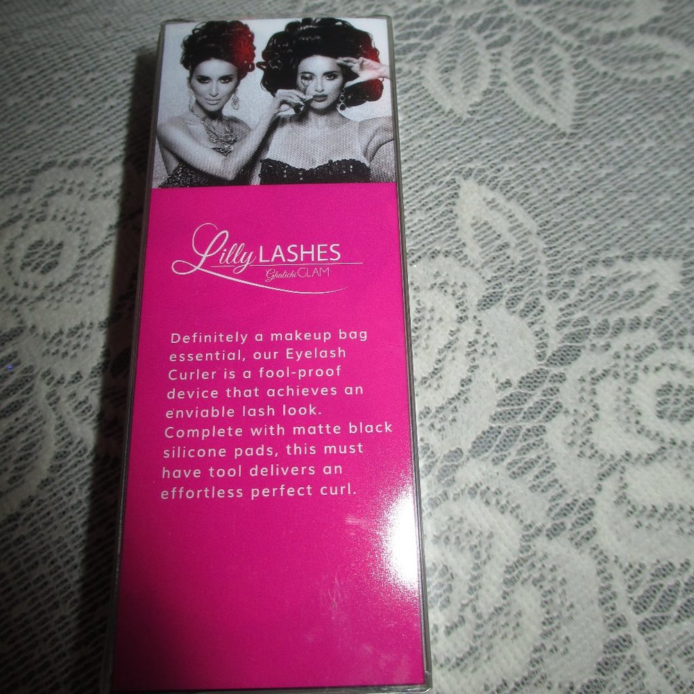 Lilly Lash Set - Picture 6 of 7